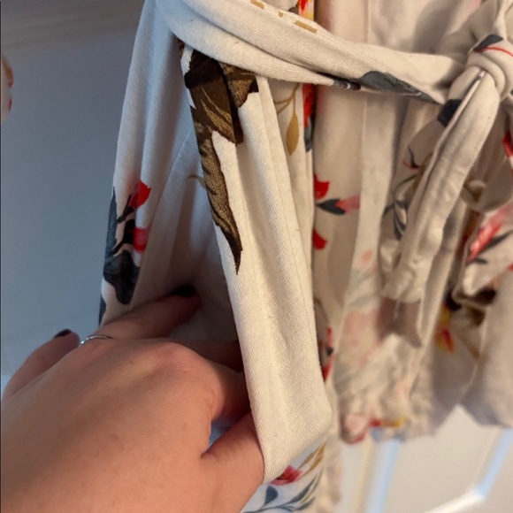 Floral Robe - Picture 4 of 6